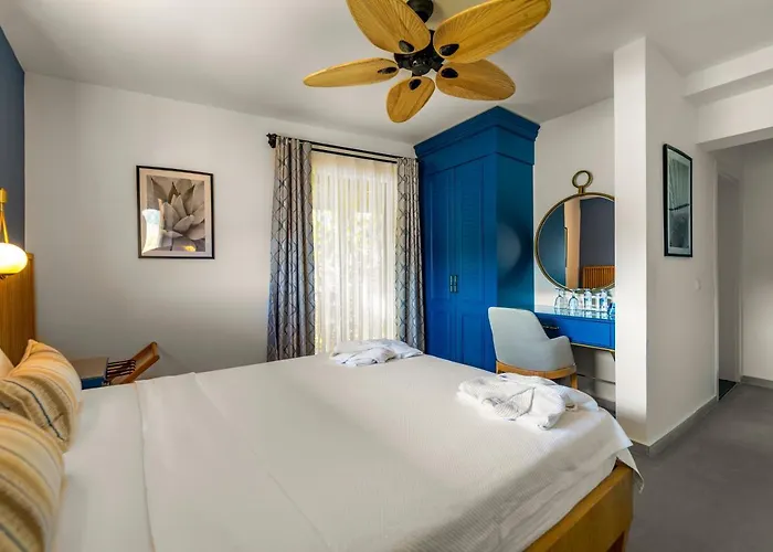 Massi Near The Sea Hotel