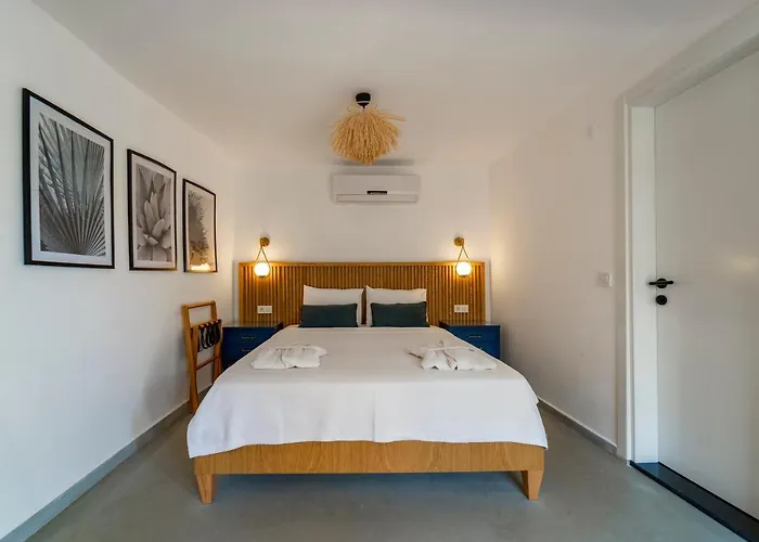 Massi Near The Sea * Selimiye (Aegean)